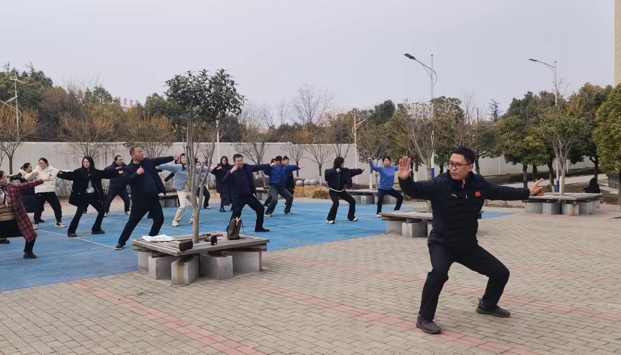 2025新奥历史开奖记录